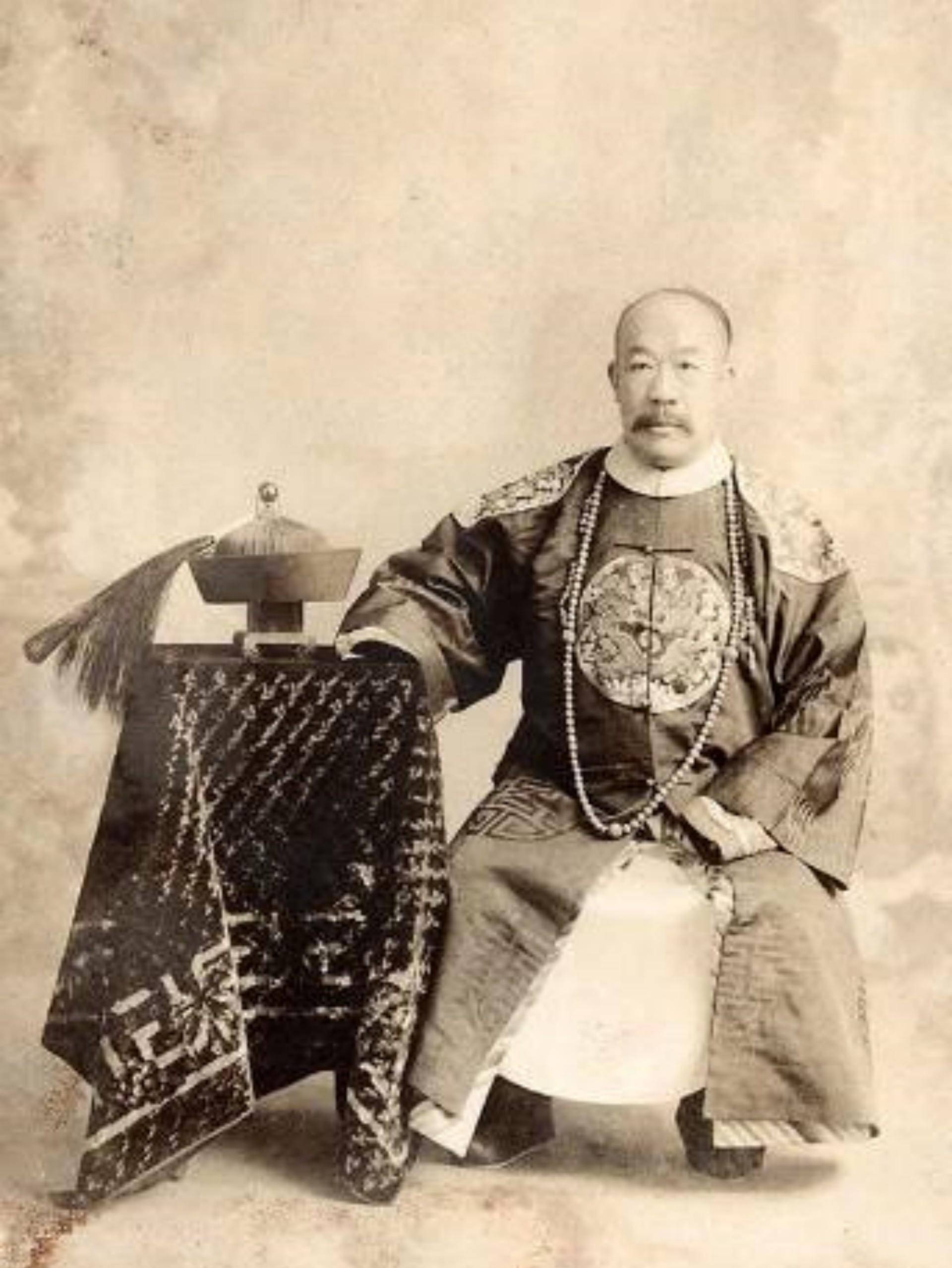 詹世钗(詹世钗简介)